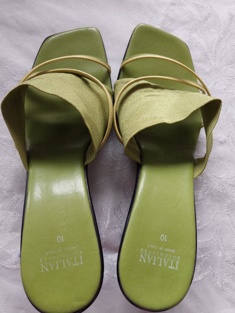 Italian Shoemakers Women's Size 10 Green Satin Mules Made In Italy - Picture 2 of 8